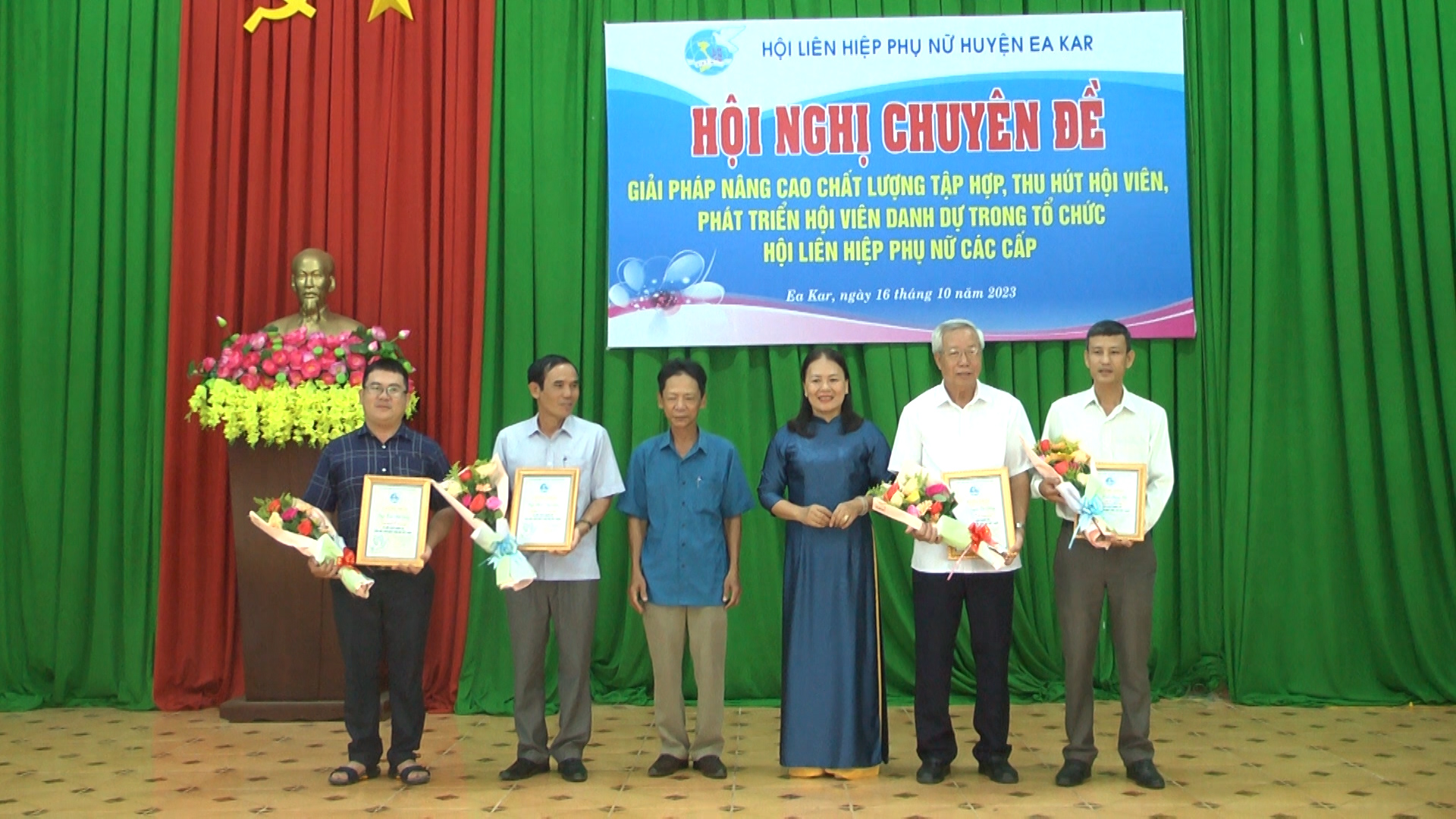 Hội LHPN huyện Ea Kar tổ chức Hội nghị chuyên đề “Giải pháp nâng cao chất lượng tập hợp, thu hút hội viên; phát triển hội viên danh dự trong tổ chức Hội LHPN các cấp